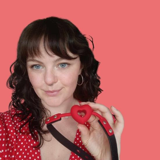 Sex and Mischief Amor Gag — Test & Review