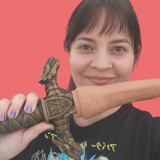 The Realm Drago Sword Dildo Handle – Test & Review