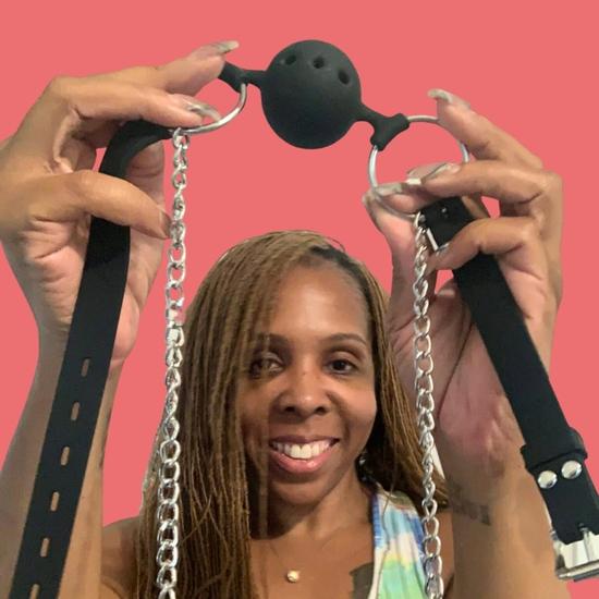 DOMINIX Deluxe Large Breathable Ball Gag with Nipple Clamps — Test & Review